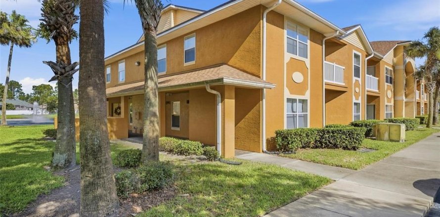 Condo in Bunnell, Florida, 2 bedrooms  № 2157025