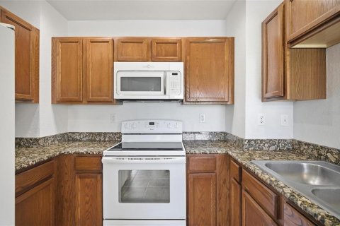 Condo in Bunnell, Florida, 2 bedrooms  № 2157025 - photo 10