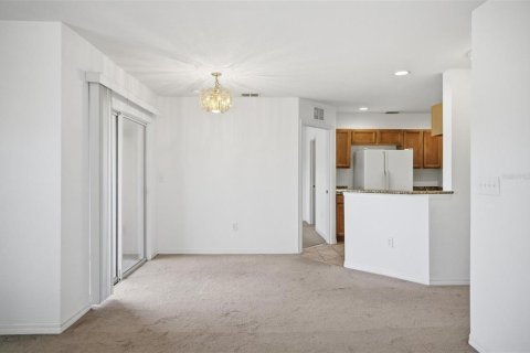 Condo in Bunnell, Florida, 2 bedrooms  № 2157025 - photo 13