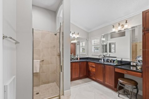 Casa en venta en The Villages, Florida, 3 dormitorios, 185.8 m2 № 1759248 - foto 16