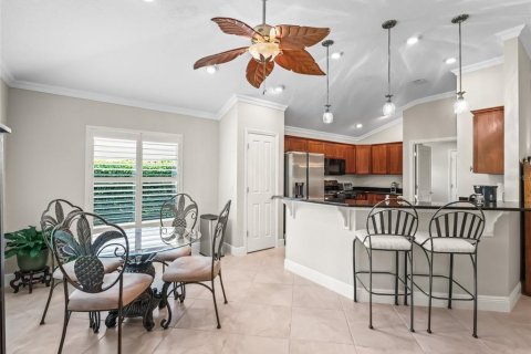 Casa en venta en The Villages, Florida, 3 dormitorios, 185.8 m2 № 1759248 - foto 9