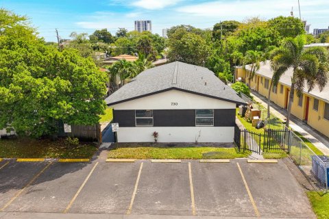 Immobilier commercial à vendre à Fort Lauderdale, Floride: 259.38 m2 № 2184894 - photo 23