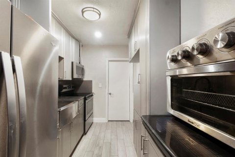 Immobilier commercial à vendre à Fort Lauderdale, Floride: 259.38 m2 № 2184894 - photo 15