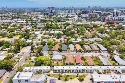 Immobilier commercial à vendre à Fort Lauderdale, Floride: 259.38 m2 № 2184894 - photo 27