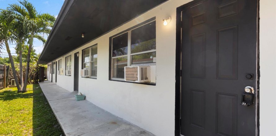 Immobilier commercial à Fort Lauderdale, Floride 259.38 m2 № 2184894