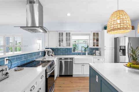 Casa en venta en North Miami, Florida, 2 dormitorios, 173.63 m2 № 1944574 - foto 16
