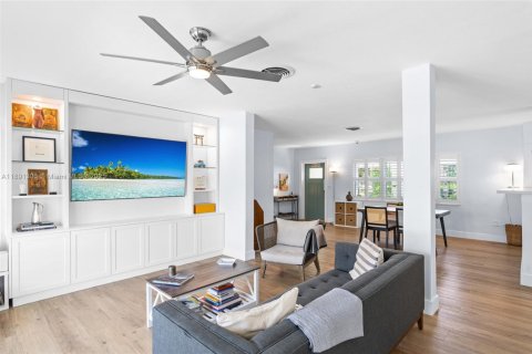 Casa en venta en North Miami, Florida, 2 dormitorios, 173.63 m2 № 1944574 - foto 20
