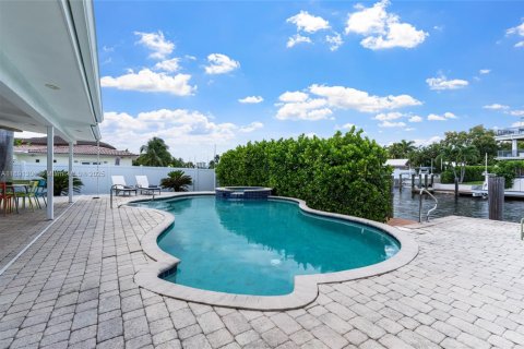 Casa en venta en North Miami, Florida, 2 dormitorios, 173.63 m2 № 1944574 - foto 29