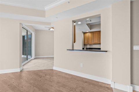 Condominio en alquiler en Saint Petersburg, Florida, 3 dormitorios, 244.7 m2 № 1909104 - foto 14