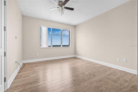 Condominio en alquiler en Saint Petersburg, Florida, 3 dormitorios, 244.7 m2 № 1909104 - foto 30