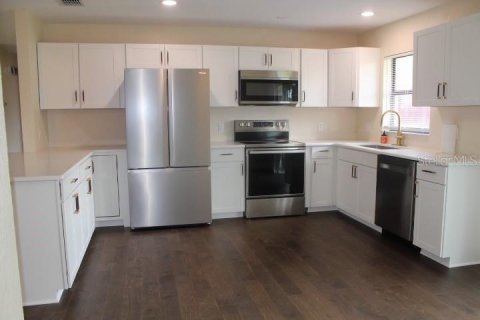 Villa ou maison à vendre à Belleview, Floride: 3 chambres, 147.9 m2 № 2412702 - photo 4