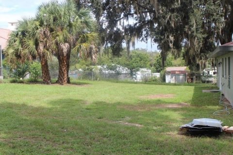 Villa ou maison à vendre à Belleview, Floride: 3 chambres, 147.9 m2 № 2412702 - photo 17