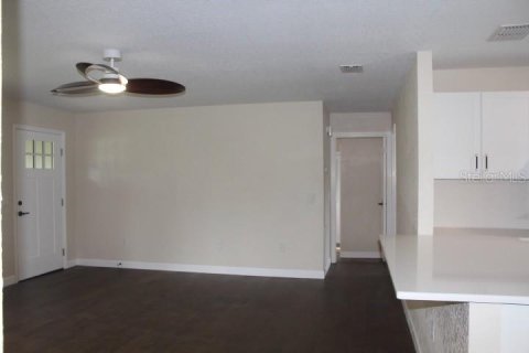 Villa ou maison à vendre à Belleview, Floride: 3 chambres, 147.9 m2 № 2412702 - photo 10