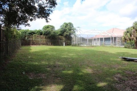 Villa ou maison à vendre à Belleview, Floride: 3 chambres, 147.9 m2 № 2412702 - photo 16