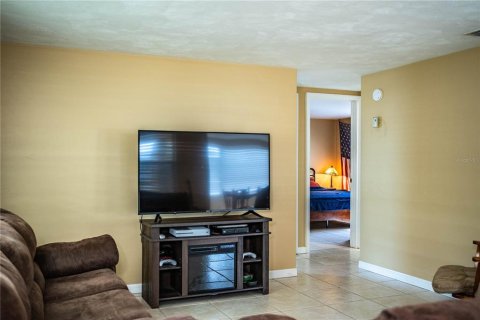 House in Sebring, Florida 2 bedrooms, 95.88 sq.m. № 1904755 - photo 15