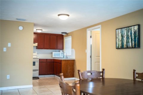 House in Sebring, Florida 2 bedrooms, 95.88 sq.m. № 1904755 - photo 26