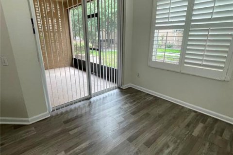 Touwnhouse à louer à Orlando, Floride: 2 chambres, 142.7 m2 № 2104991 - photo 8
