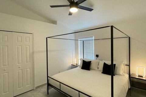 Casa en venta en Kissimmee, Florida, 6 dormitorios, 198.44 m2 № 1789971 - foto 15