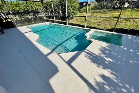 Casa en venta en Kissimmee, Florida, 6 dormitorios, 198.44 m2 № 1789971 - foto 3