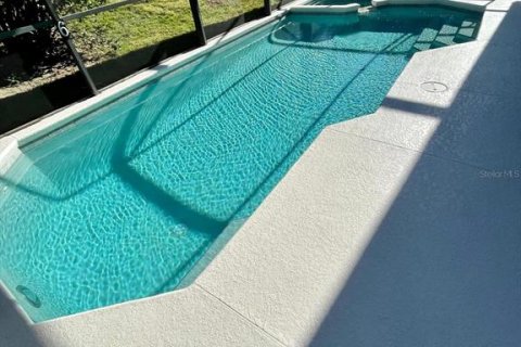 Casa en venta en Kissimmee, Florida, 6 dormitorios, 198.44 m2 № 1789971 - foto 2