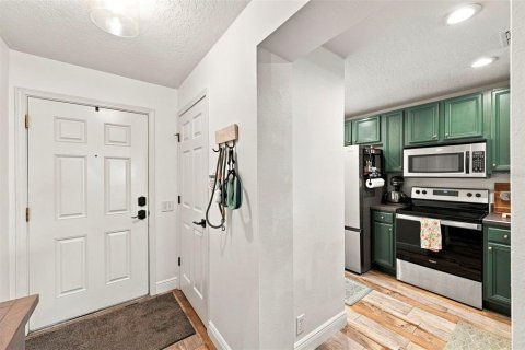 Touwnhouse à vendre à Clearwater, Floride: 2 chambres, 106.47 m2 № 2405253 - photo 7