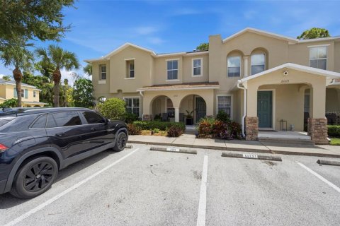 Touwnhouse à vendre à Clearwater, Floride: 2 chambres, 106.47 m2 № 2405253 - photo 4