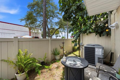 Touwnhouse à vendre à Clearwater, Floride: 2 chambres, 106.47 m2 № 2405253 - photo 24