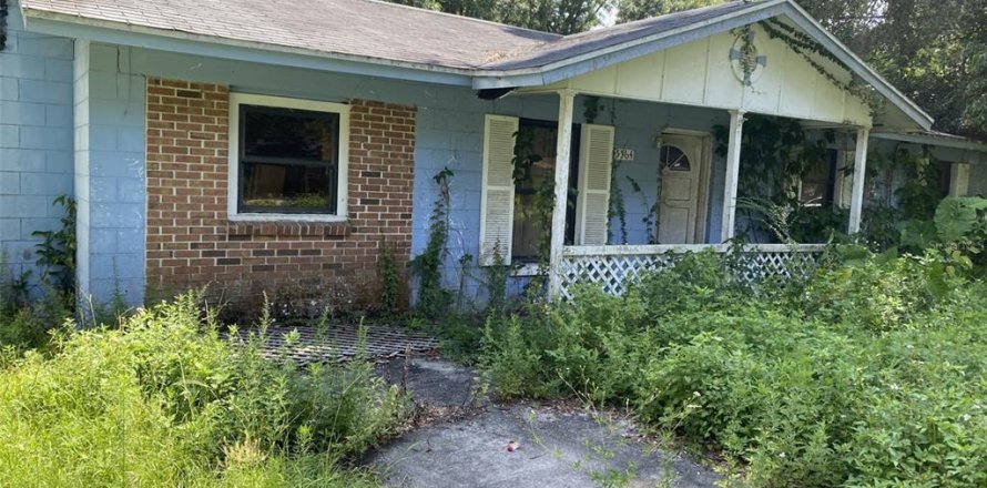 House in Ocala, Florida 3 bedrooms, 115.94 sq.m. № 2091743