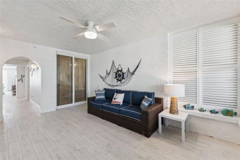 Купить кондоминиум в Понс-Инлет, Флорида 7 комнат, 222.97м2, № 2221074 - фото 10