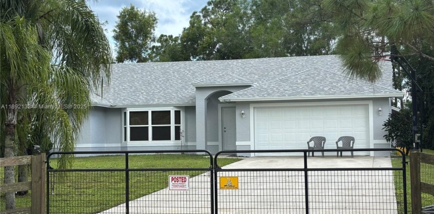 House in Loxahatchee Groves, Florida 4 bedrooms, 199.28 sq.m. № 1953299