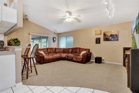 Купить виллу или дом в Локсахатчи-Гроувс, Флорида 4 спальни, 199.28м2, № 1953299 - фото 5