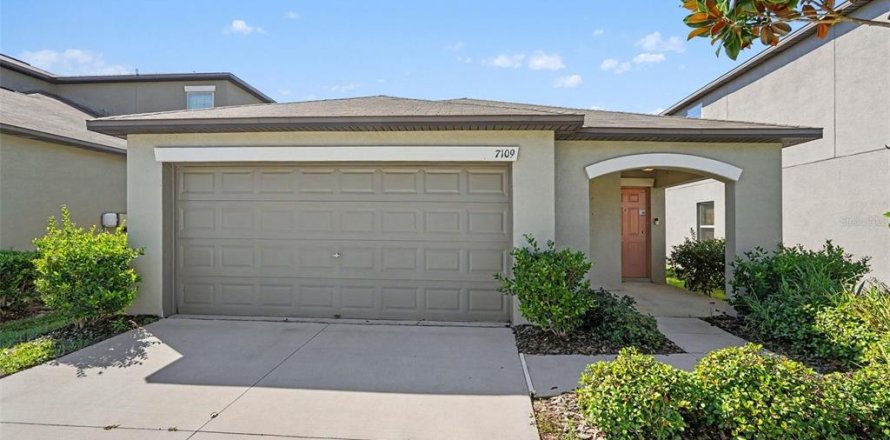 Villa ou maison à Sun City Center, Floride 3 chambres, 134.8 m2 № 2388571