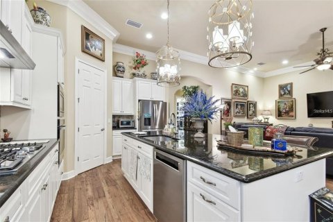 House in Dunedin, Florida 4 bedrooms, 243.22 sq.m. № 1818808 - photo 25
