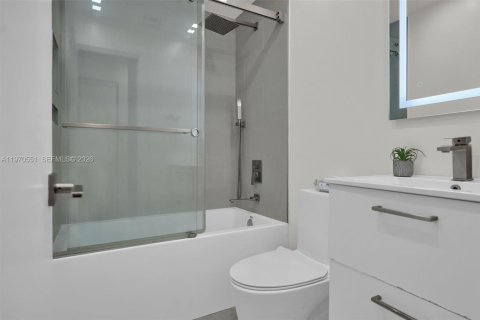 Купить виллу или дом в Хайалиа, Флорида 3 спальни, 103.59м2, № 2032067 - фото 10