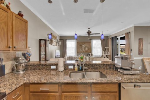 Townhouse in Sanford, Florida 3 bedrooms, 177.81 sq.m. № 1624920 - photo 8