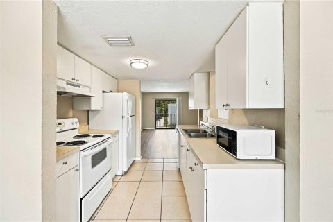 Copropriété à vendre à Bradenton, Floride: 2 chambres, 89.19 m2 № 2399469 - photo 10