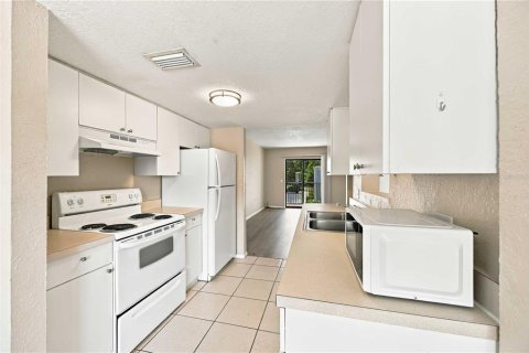 Copropriété à vendre à Bradenton, Floride: 2 chambres, 89.19 m2 № 2399469 - photo 11