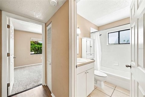 Copropriété à vendre à Bradenton, Floride: 2 chambres, 89.19 m2 № 2399469 - photo 23