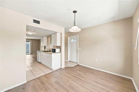 Copropriété à vendre à Bradenton, Floride: 2 chambres, 89.19 m2 № 2399469 - photo 13