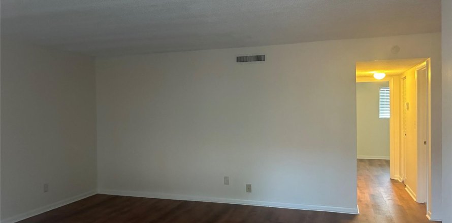 Condo in Davie, Florida, 2 bedrooms  № 1221647