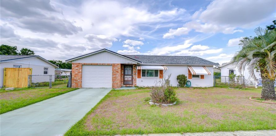 Villa ou maison à Zephyrhills, Floride 2 chambres, 97.55 m2 № 1722372