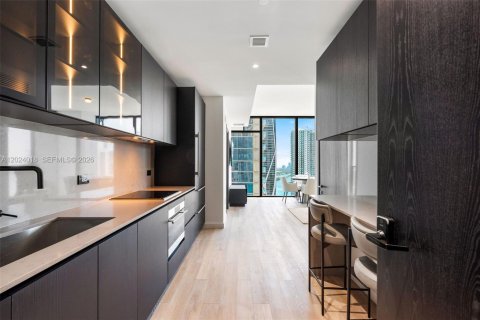 Condo in Miami, Florida, 2 bedrooms  № 2172030 - photo 7
