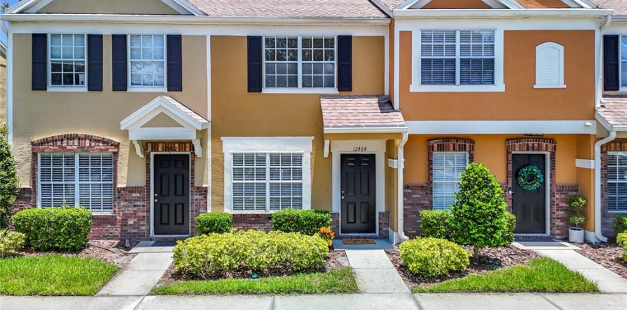Townhouse in Tampa, Florida 2 bedrooms, 107.02 sq.m. № 1783122