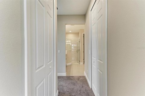 House in Bradenton, Florida 2 bedrooms, 146.69 sq.m. № 2205454 - photo 19