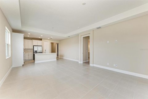 House in Bradenton, Florida 2 bedrooms, 146.69 sq.m. № 2205454 - photo 14