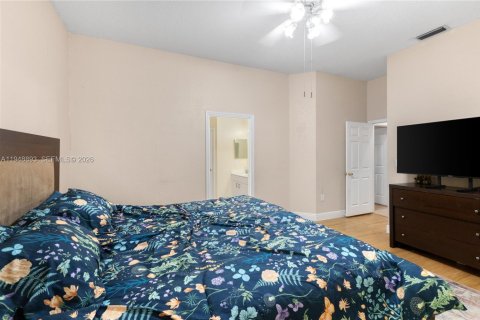 Снять в аренду виллу или дом в Уэстон, Флорида 3 спальни, 193.24м2, № 2005072 - фото 19