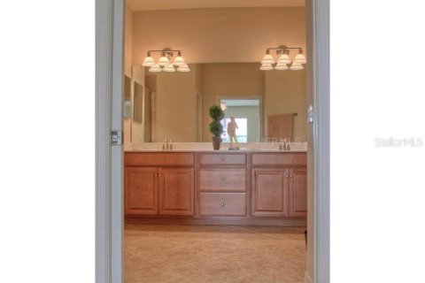Adosado en alquiler en Bradenton, Florida, 3 dormitorios, 195 m2 № 212643 - foto 15