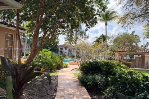 Снять в аренду таунхаус в Мирамар, Флорида 2 спальни, 102.19м2, № 2015090 - фото 20