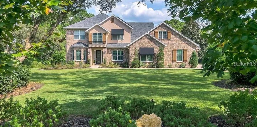 Casa en DeLand, Florida 6 dormitorios, 447.23 m2 № 2098235