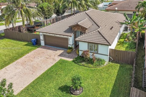 Villa ou maison à vendre à Homestead, Floride: 3 chambres, 148.64 m2 № 1969263 - photo 1